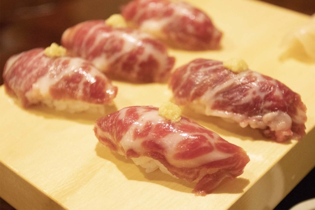 青森県は馬肉が二刀流です！