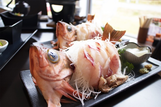 「豪華メバル膳」と「メバルせんべい御膳」にチャレンジ！