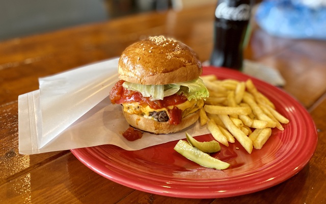ハンバーガーがお好きでしょ！　【十和田市　cafe SHO・BUON カフェ ショ・ボーン】