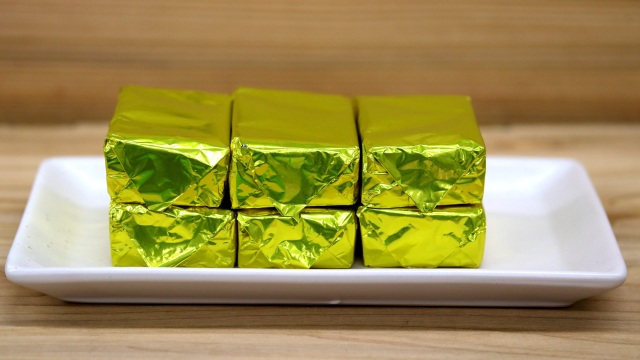 レトロな和菓子屋さんが作るインパクト強めのガトーチョコ【富士見堂】