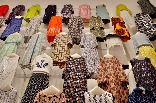 「ミナ ペルホネン／皆川明　つづく」展が開催中！＠青森県立美術館