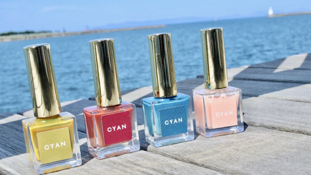 陸奥湾産ナチュラルネイル！CYAN（シアン）