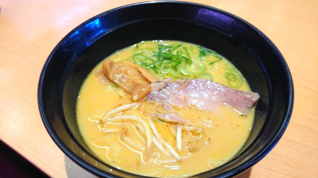 青森市民のソウルフード「味噌カレー牛乳ラーメン」が全国のスシローで限定販売中！ 実食レポート