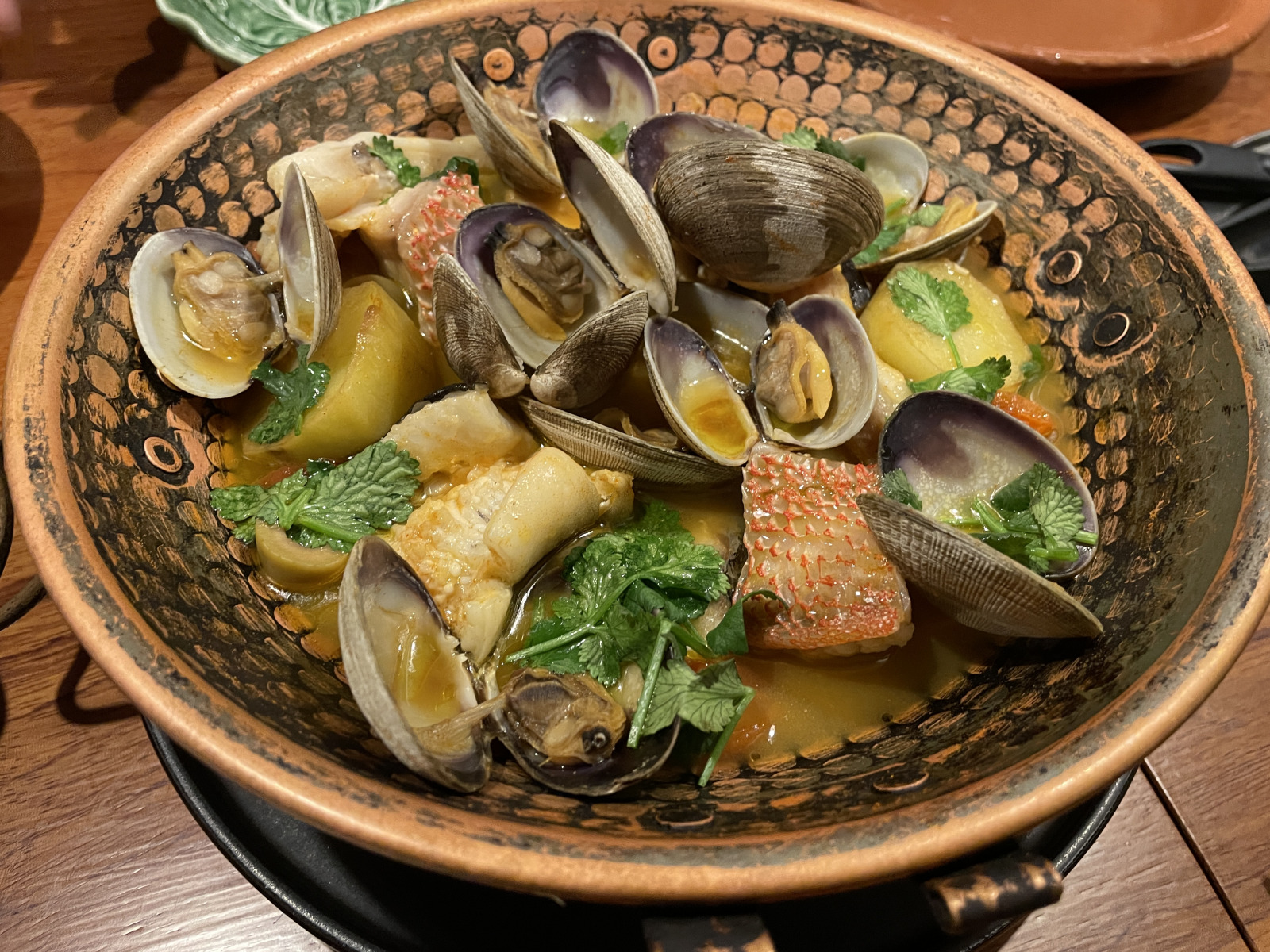 野瀬泰申の「青森しあわせ紀行　その11①　ブイヤベースな昼と夜（上）」