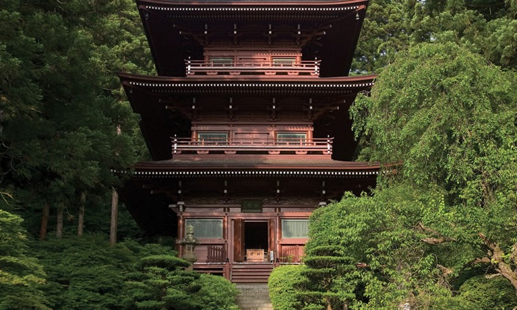 Hakkasan Hokoji Temple
