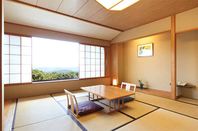 新館・和室10畳間