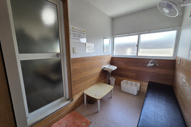 家族風呂（脱衣所）