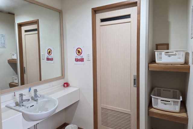 家族風呂-和室-(脱衣所)