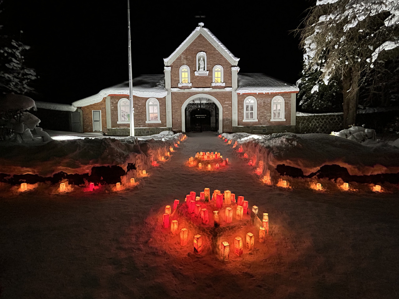 北斗光回廊～トラピスト通り並木道ライトアップ～