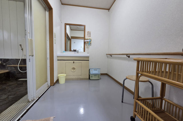 家族風呂三宝 バリアフリー（脱衣所）