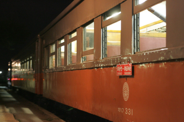 夜汽車（イメージ）