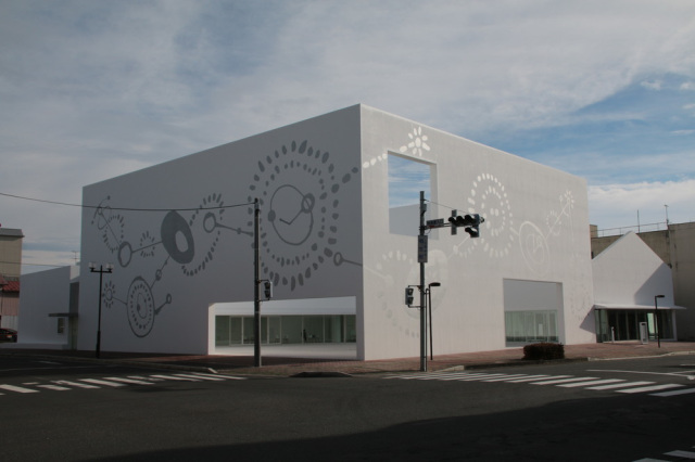 十和田市地域交流センター（とわふる）