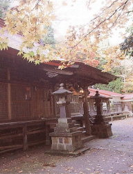 三嶽神社（戸来）
