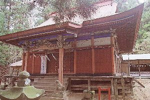 三嶽神社(西越)