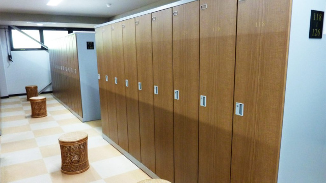 ロッカールーム