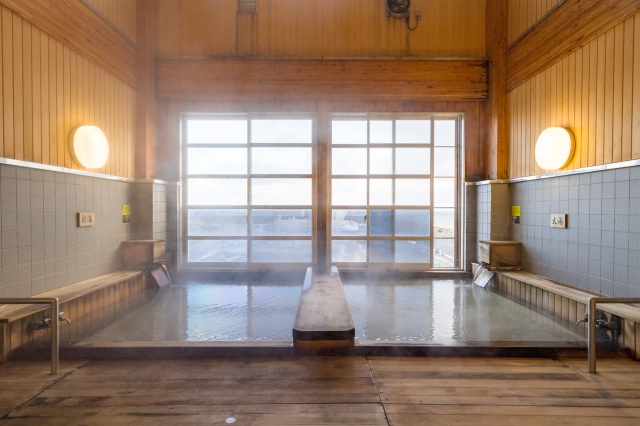 Enjoy nature’s ultimate spa experience at Aomori’s onsens