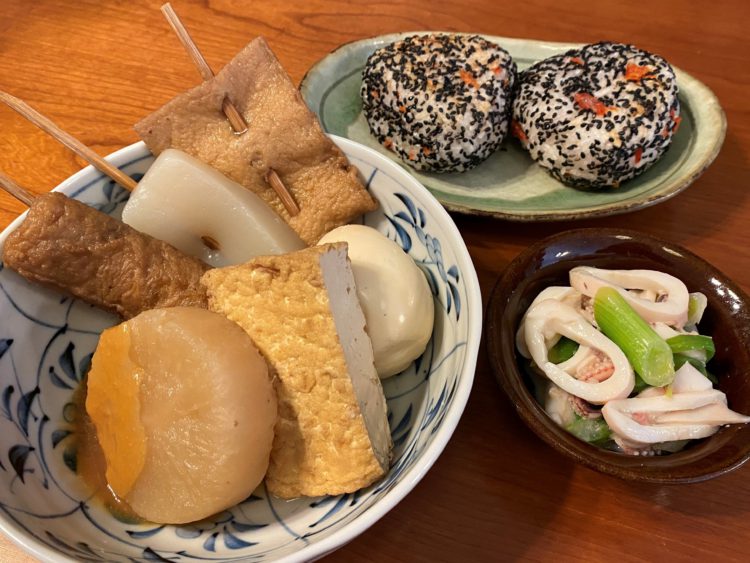 名物焼きおにぎりとイカの酢味噌も一緒に