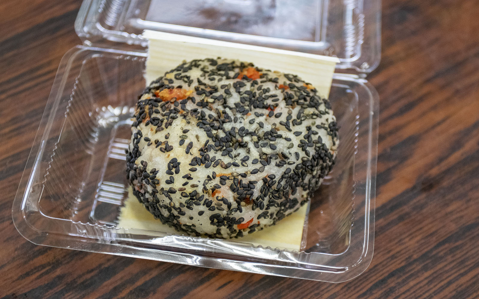 横山はるえさん_焼きおにぎり