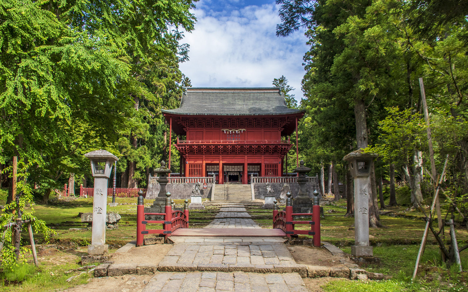 岩木山神社_参道_楼門手前
