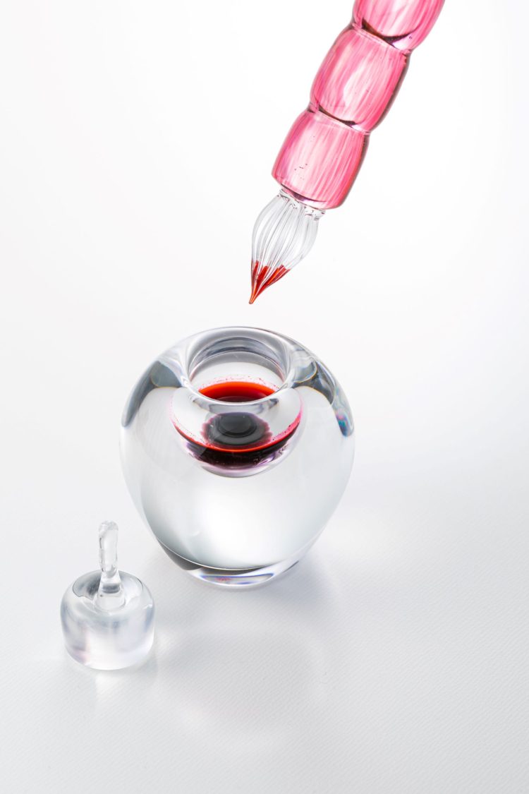 インクを吸い上げるペン先