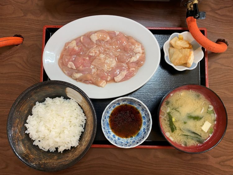 ホルモン定食６３０円