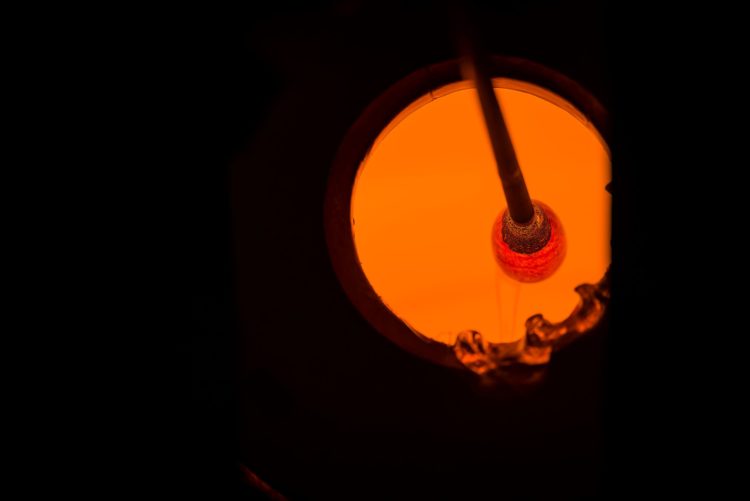 ガラスの巻き取り