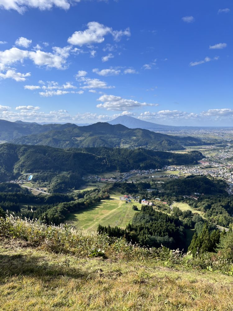 地上500m。た、高い！目の前には岩木山